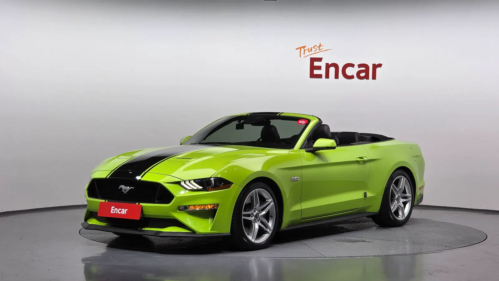 Ford Mustang GT Convertible 2020 — photo 1 sur 33