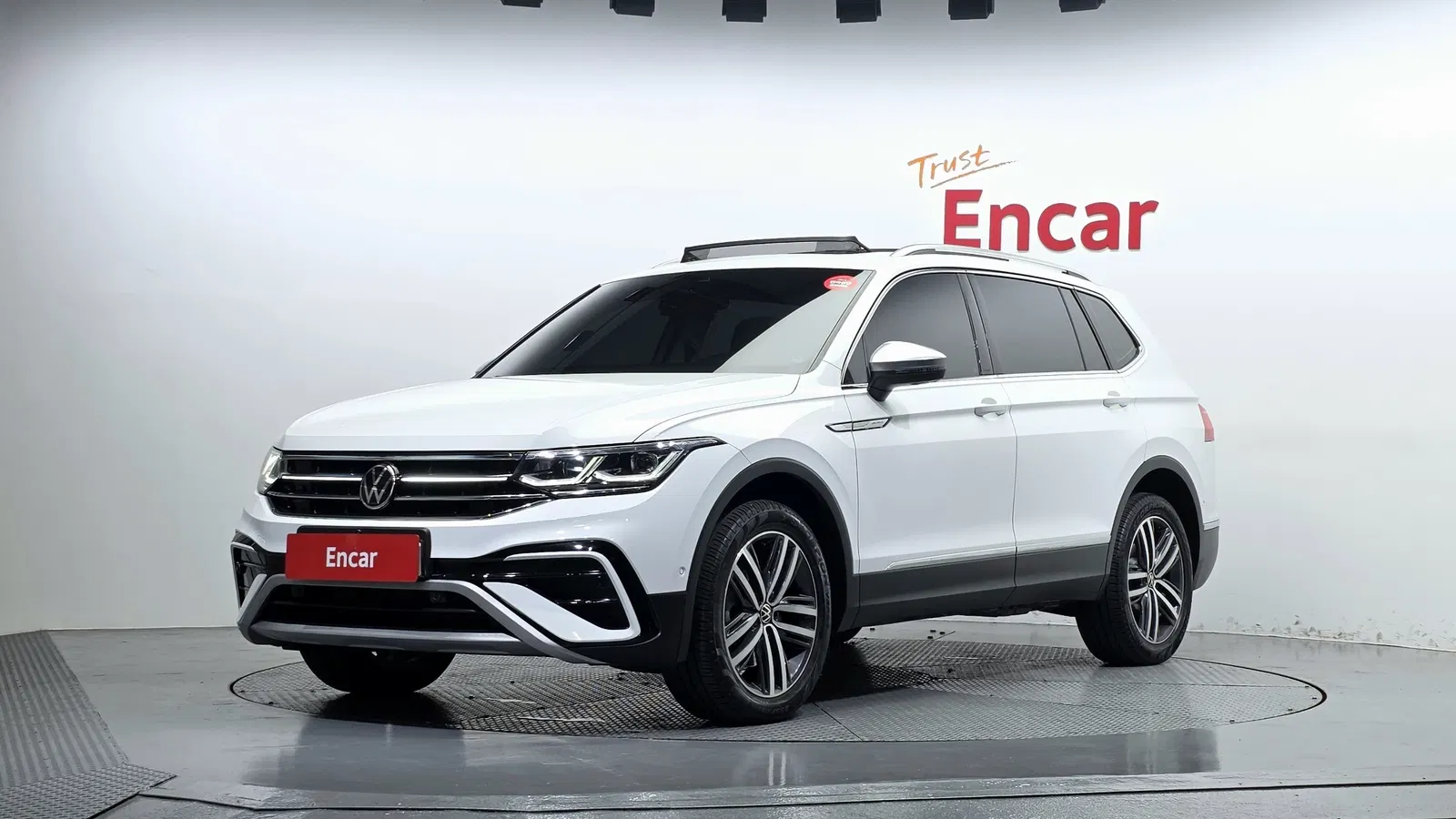 Volkswagen Tiguan Allspace 2.0 TSI Prestige 2023 — photo 1 sur 39