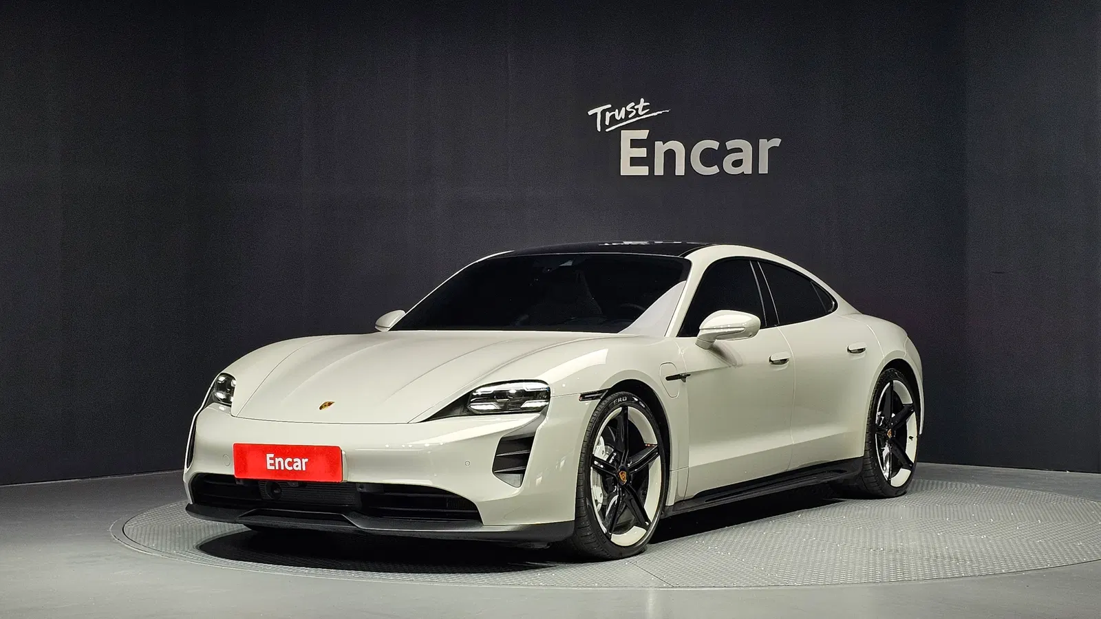 Porsche Taycan GTS 2023 — photo 1 sur 20