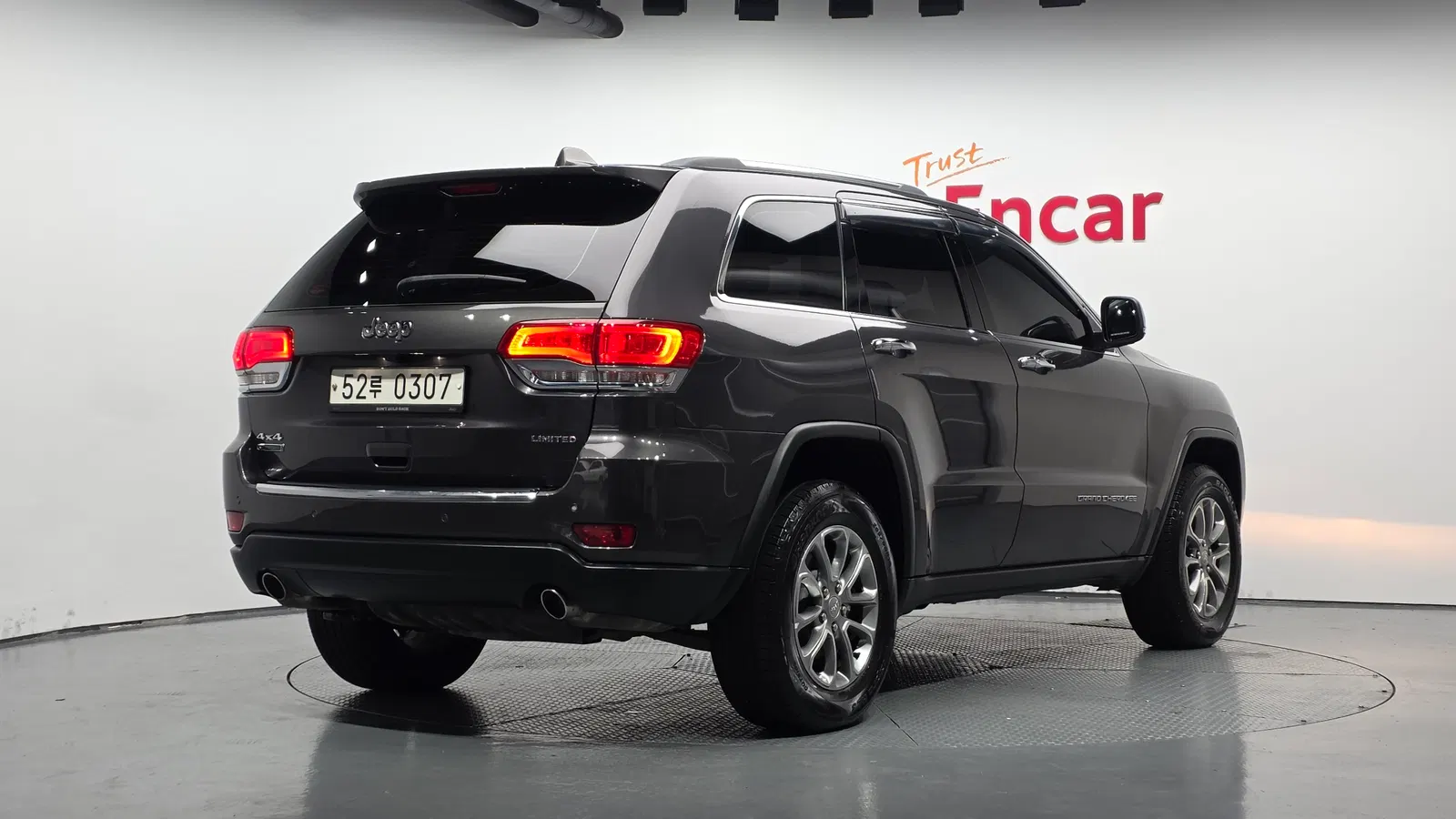 Jeep Grand Cherokee 3.0 Diesel Limited 2016 — photo 1 sur 31