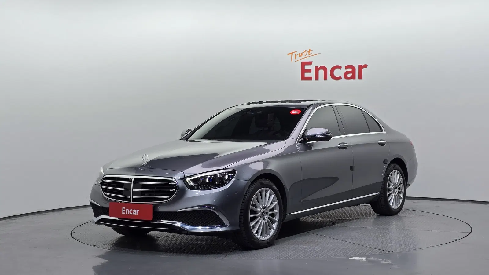Mercedes-Benz Classe E E250 Exclusive (W213) 2023 — photo 1 sur 35
