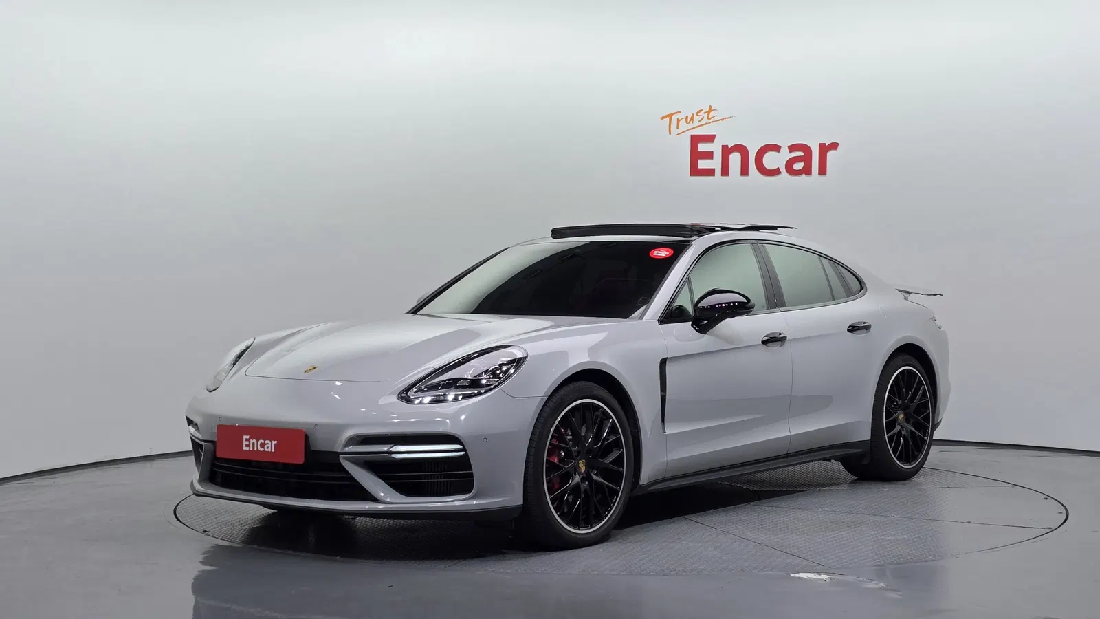 Porsche Panamera (971) 4.0 Turbo 2017 — photo 1 sur 20
