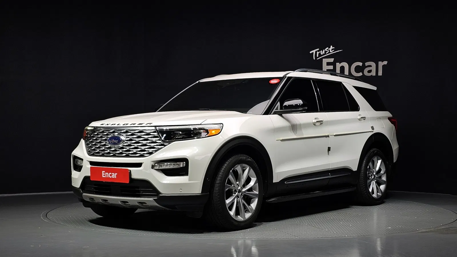 Ford Explorer 6e génération 3.0 Platinum 4WD 2021 — photo 1 sur 20