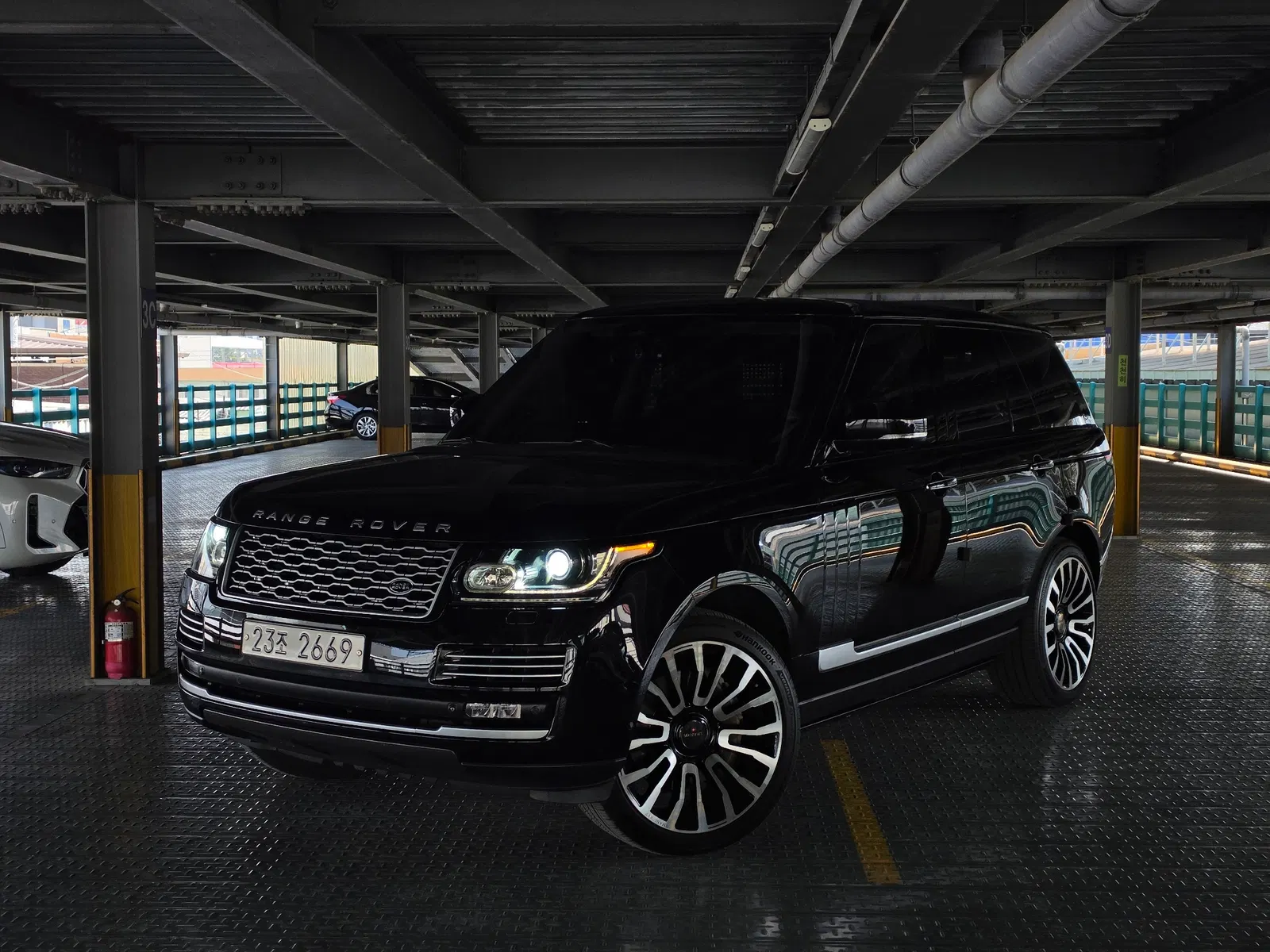 Land Rover Range Rover 4e génération 5.0 SC Vogue SE 2014 — photo 1 sur 20