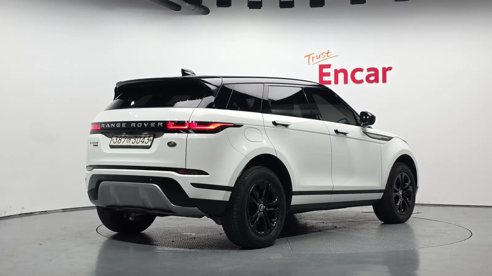 Land Rover Range Rover Evoque 2e génération D150 S 2020 — photo 1 sur 30