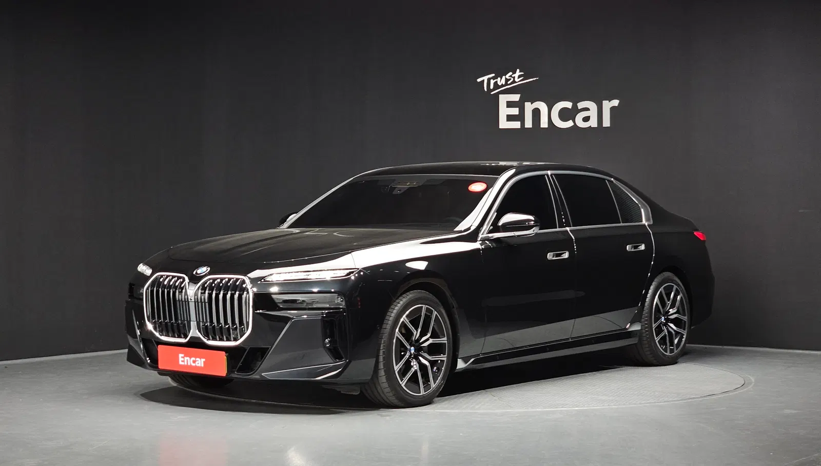 BMW Série 7 (G70) 740d xDrive M Sport 2026 — photo 1 sur 42