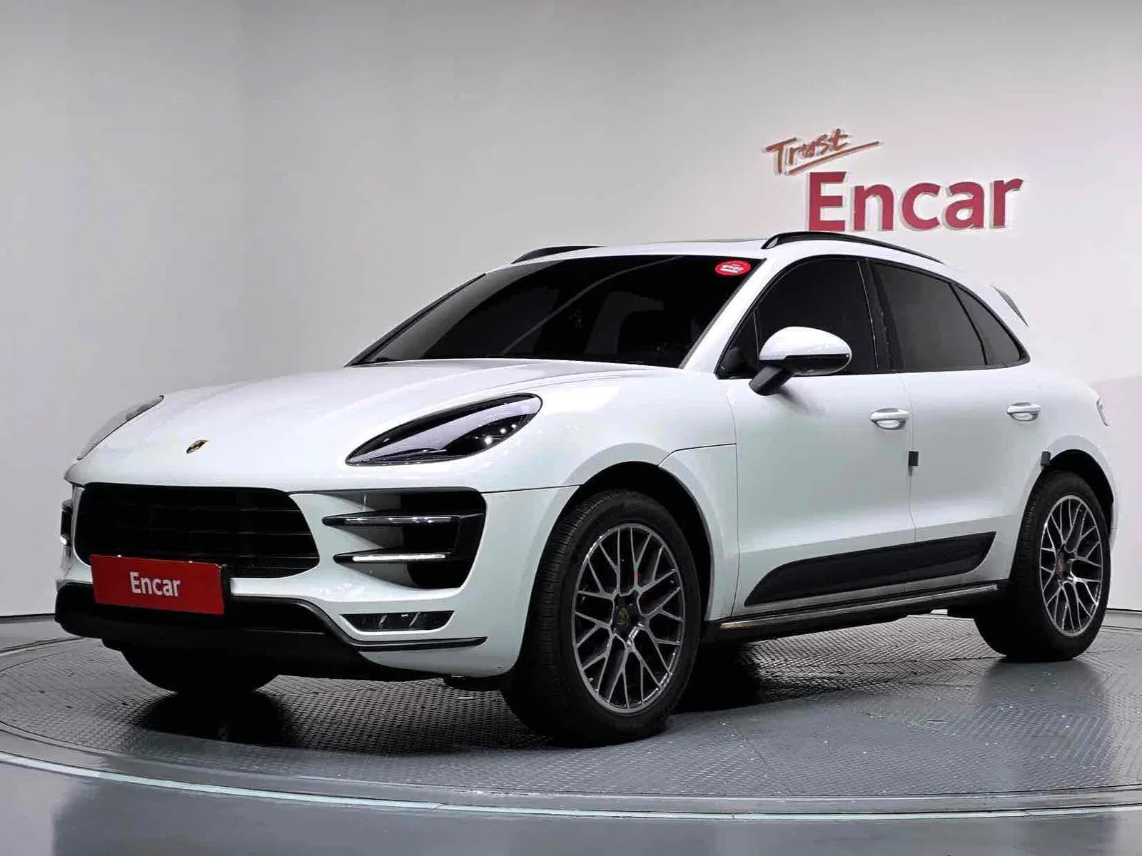 Porsche Macan 3.6 Turbo 2015 — photo 1 sur 20
