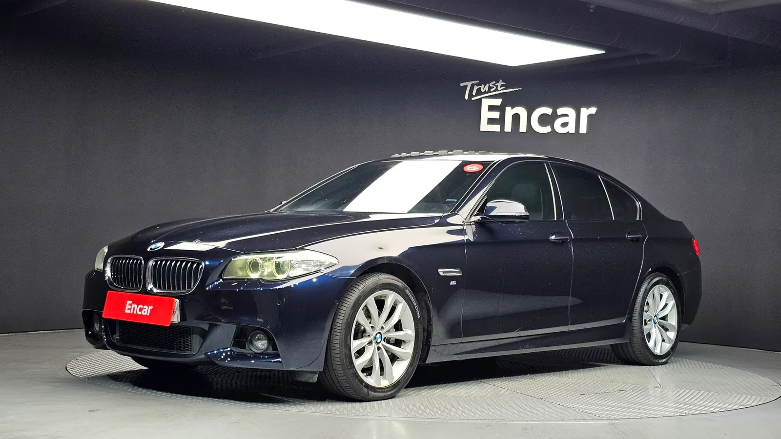 BMW Série 5 (F10) 528i xDrive M Aero Dynamic 2016 — photo 1 sur 20