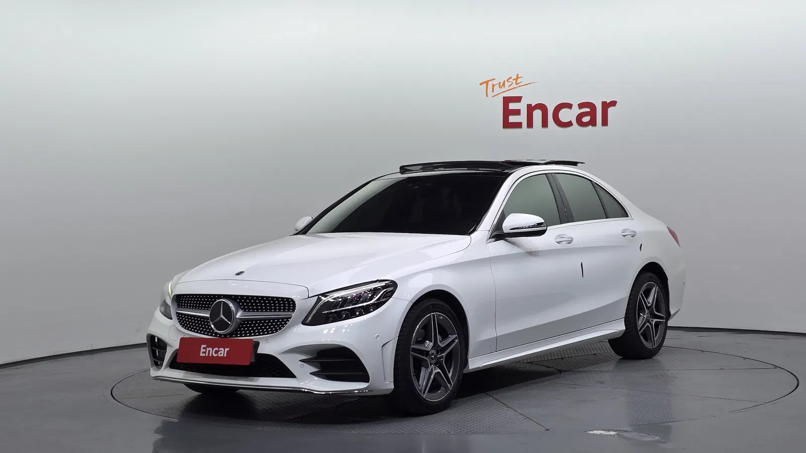 Mercedes-Benz Classe C AMG Line · C200 (W205) 2021 — photo 1 sur 20