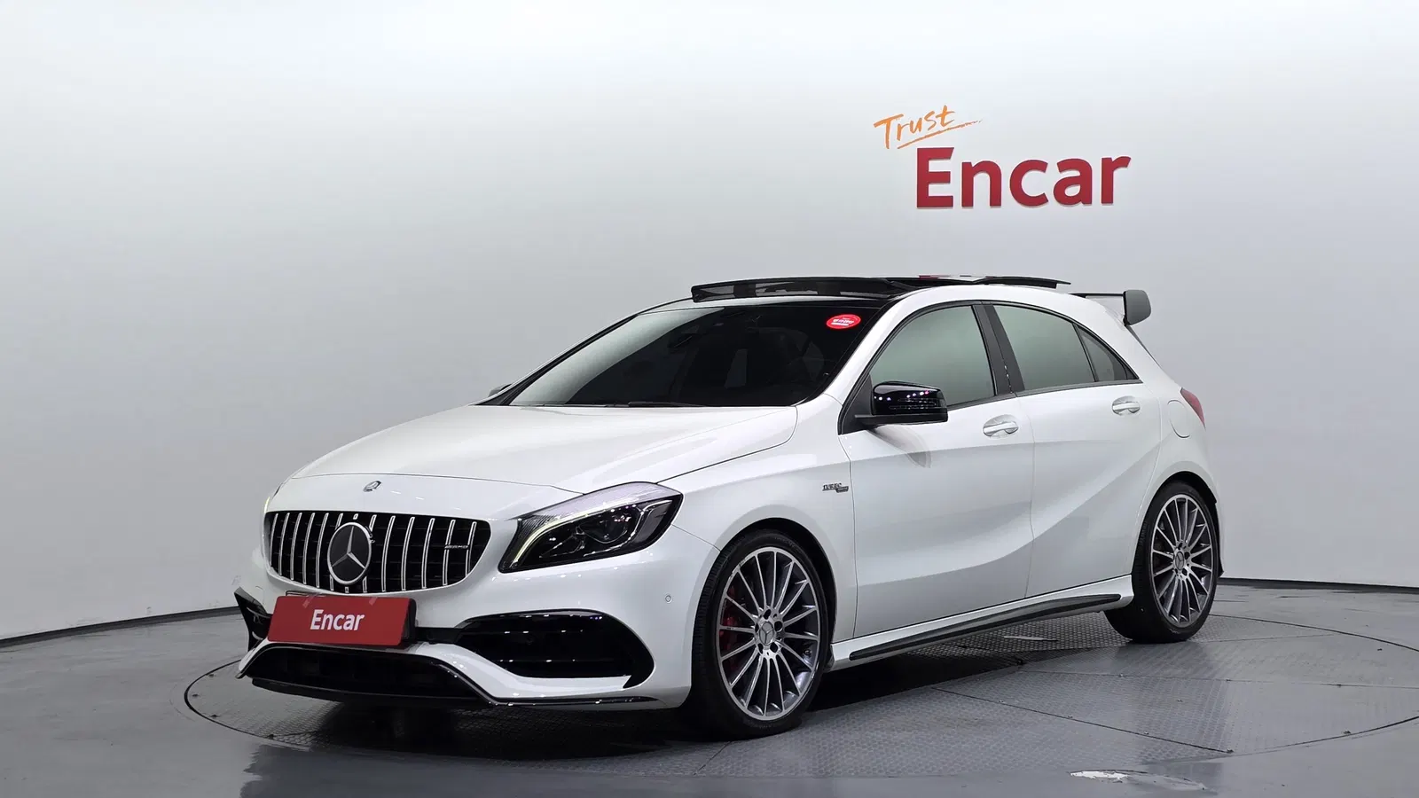 Mercedes-AMG Classe A A45 4MATIC (W176) 2016 — photo 1 sur 20