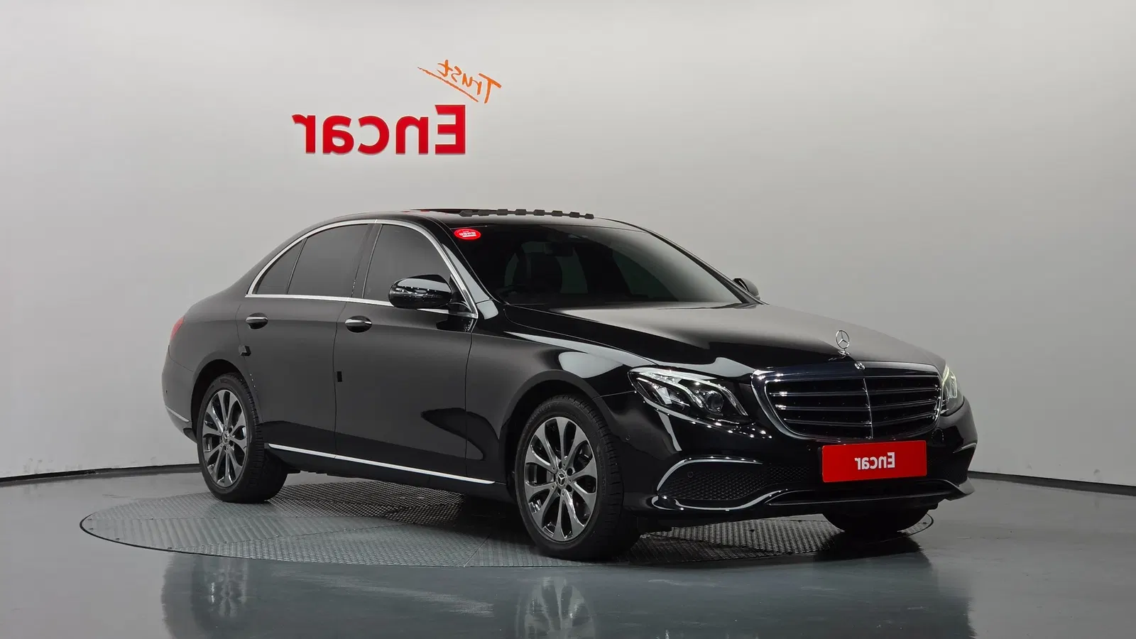Mercedes-Benz Classe E E220d 4MATIC Exclusive (W213) 2019 — photo 1 sur 37