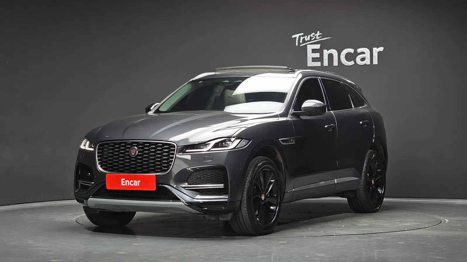 Jaguar F-PACE P 250 SE 2022 — photo 1 sur 30