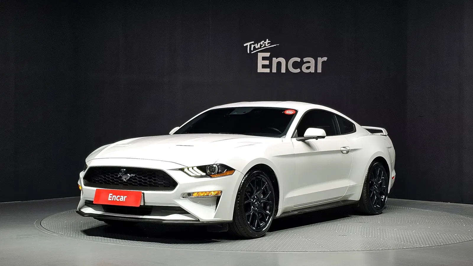 Ford Mustang Coupé 2019 — photo 1 sur 20