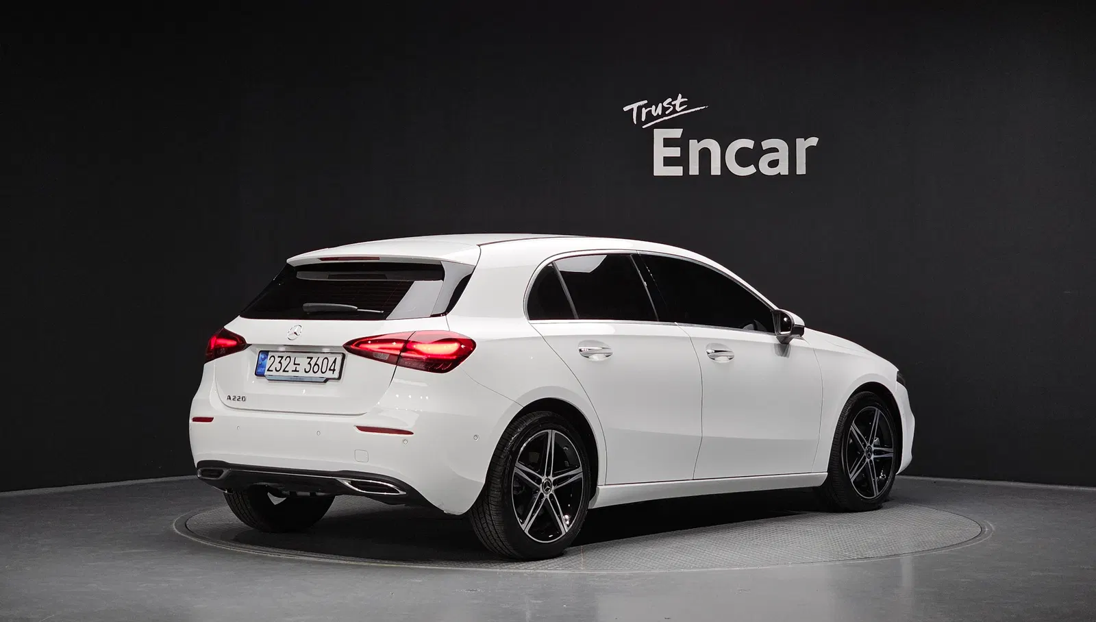 Mercedes-Benz Classe A A220 5 portes (W177) 2024 — photo 1 sur 39