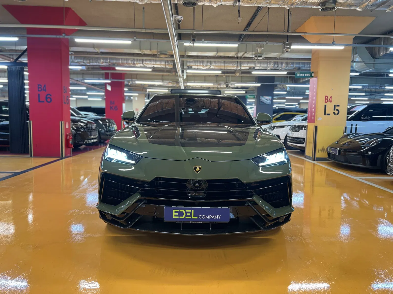Lamborghini Urus 4.0 V8 Performante 2023 — photo 1 sur 26