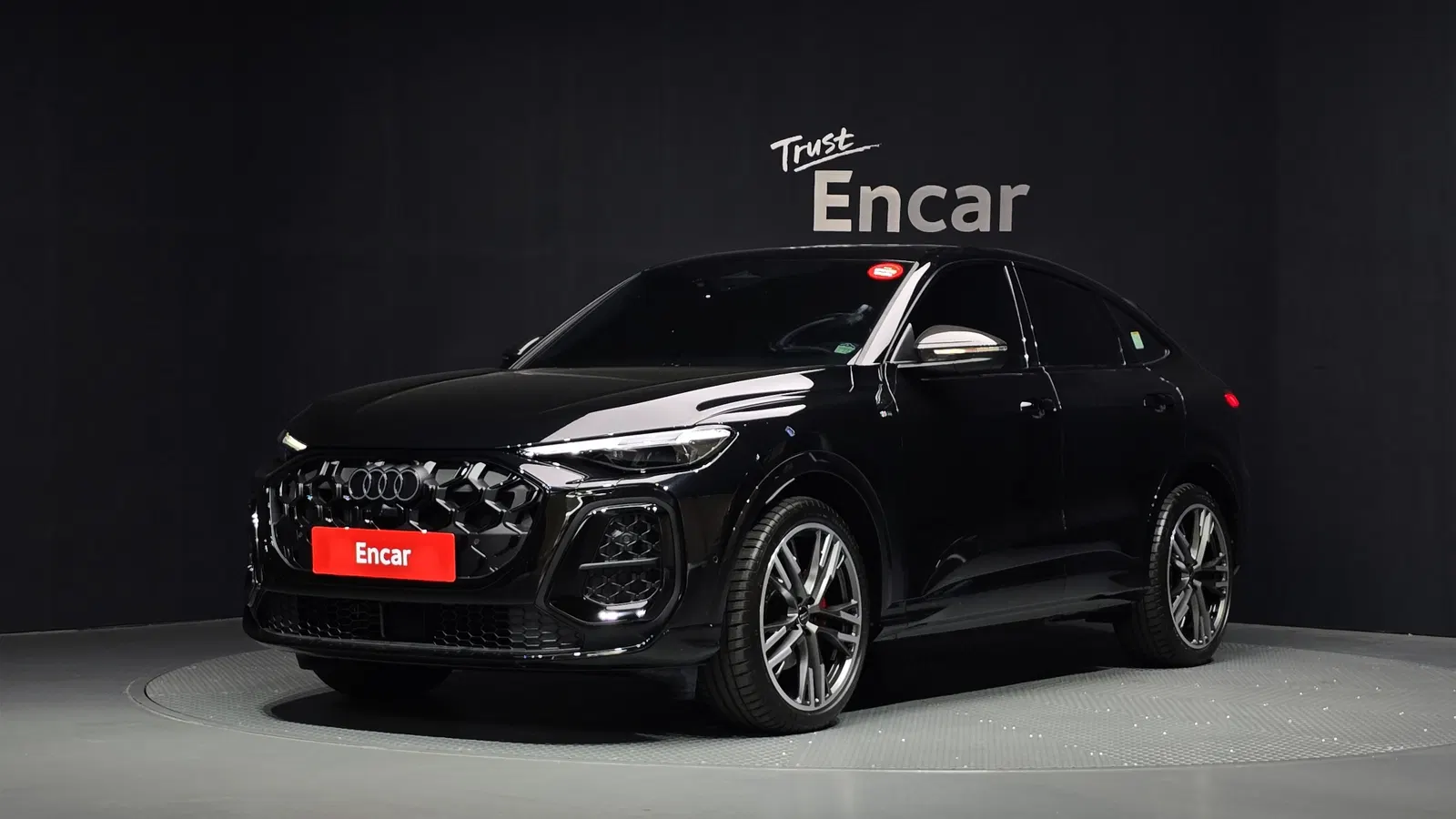 Audi Q5 (80A) 45 TFSI Quattro Sportback S Line Black Edition 2025 — photo 1 sur 36
