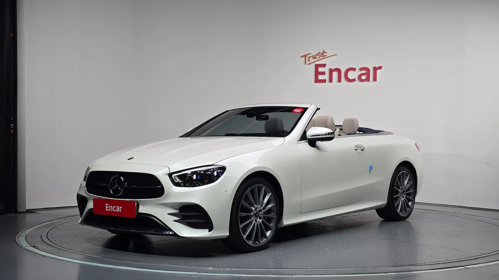Mercedes-Benz Classe E E450 4MATIC Cabriolet (W213) 2021 — photo 1 sur 31