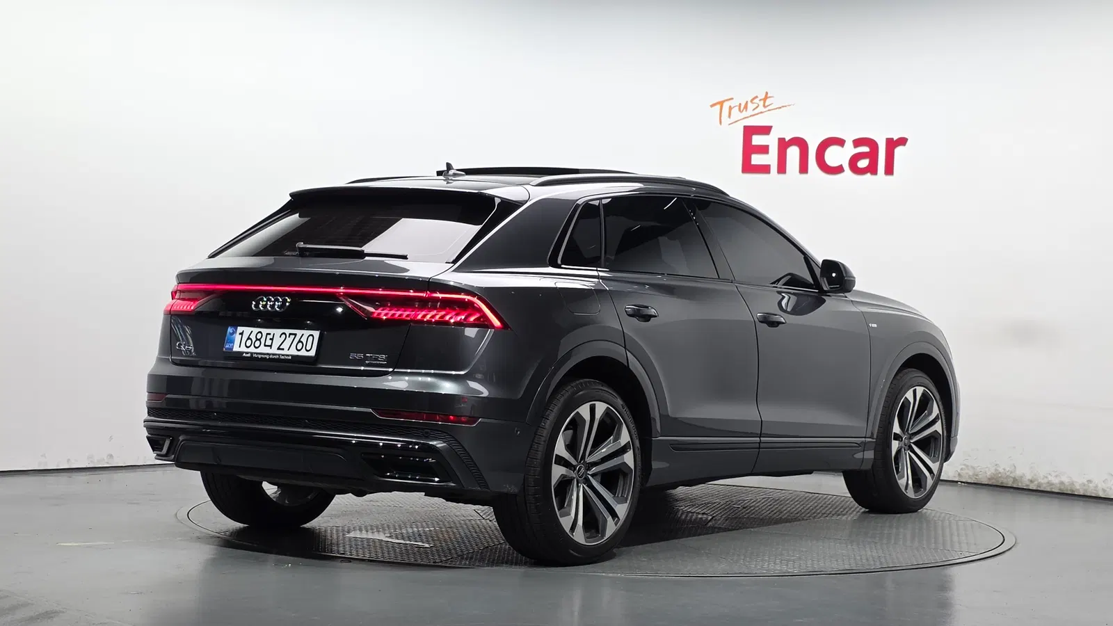 Audi Q8 (4M) 55 TFSI Quattro Premium 2023 — photo 1 sur 39