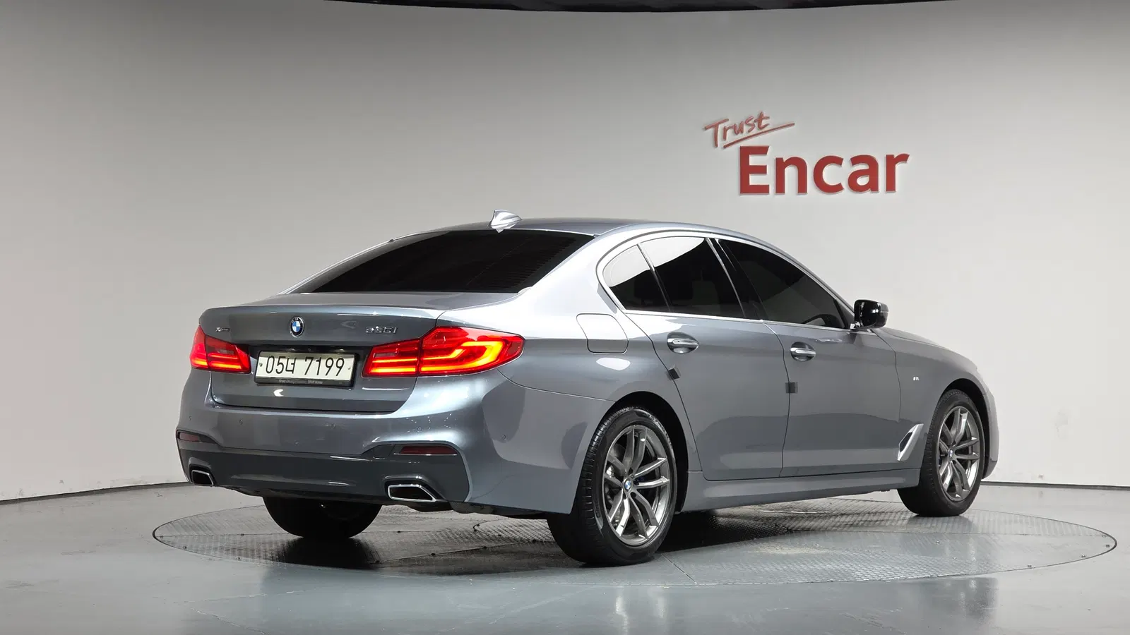 BMW Série 5 (G30) 530i xDrive M Sport Plus 2018 — photo 1 sur 38