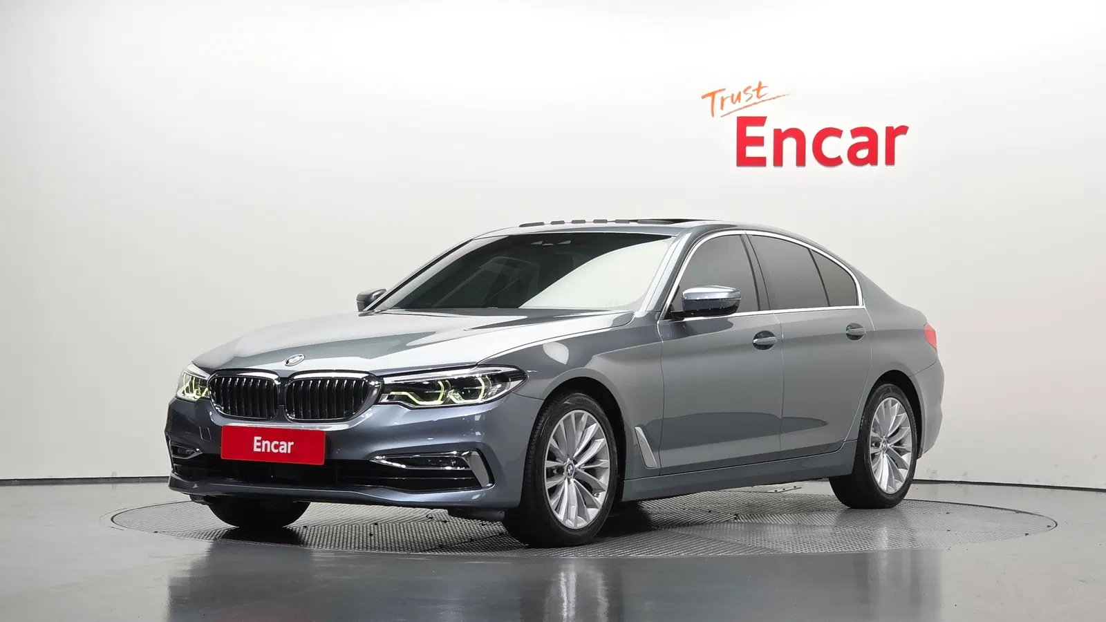 BMW Série 5 (G30) 520d Luxury Plus 2020 — photo 1 sur 32