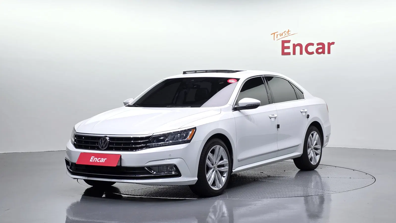 Volkswagen Passat 2.0 TSI 2018 — photo 1 sur 39