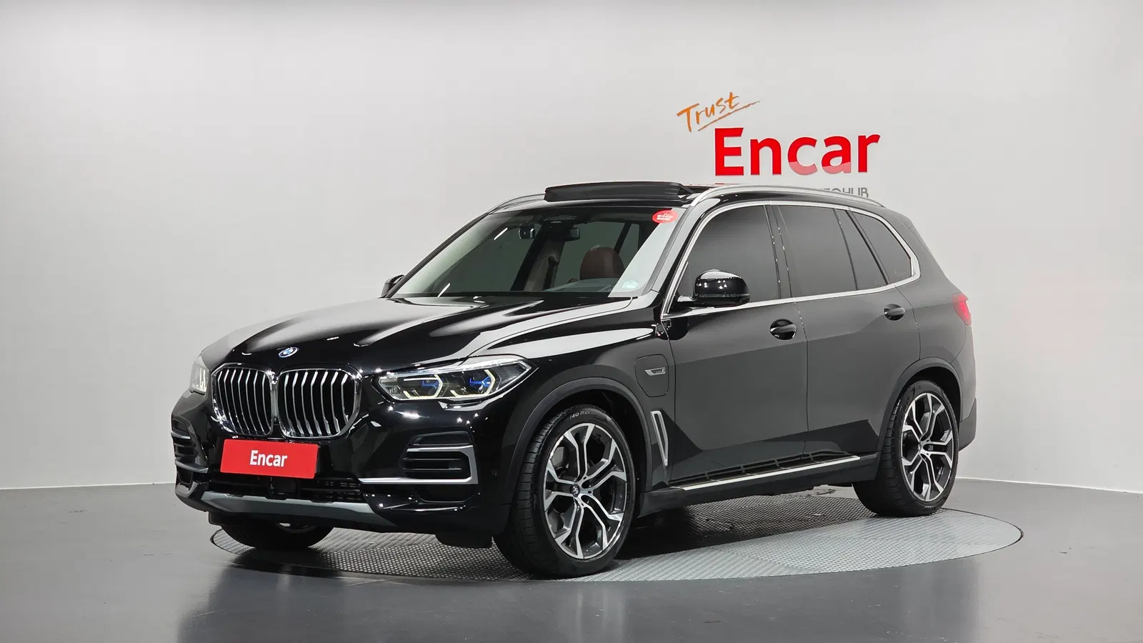 BMW X5 (G05) xDrive 45e xLine 2022 — photo 1 sur 34