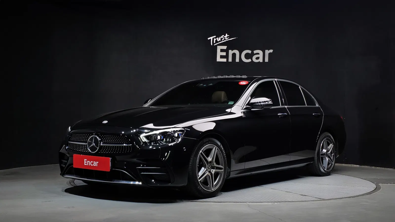 Mercedes-Benz Classe E AMG Line · E250 (W213) 2023 — photo 1 sur 32