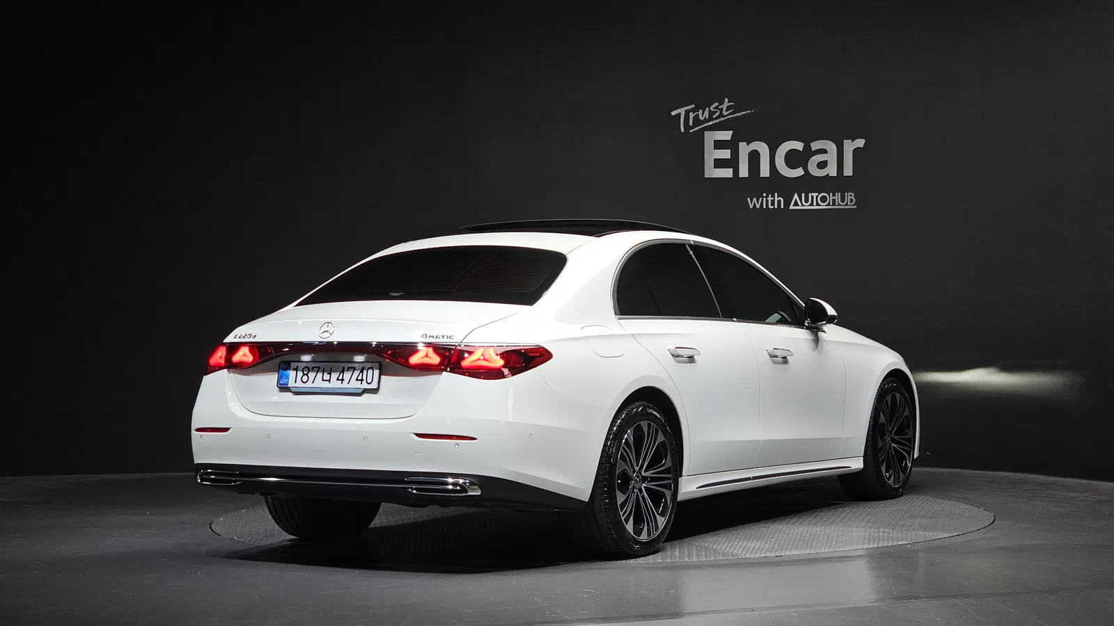 Mercedes-Benz Classe E E220d 4MATIC Exclusive (W214) 2024 — photo 1 sur 31