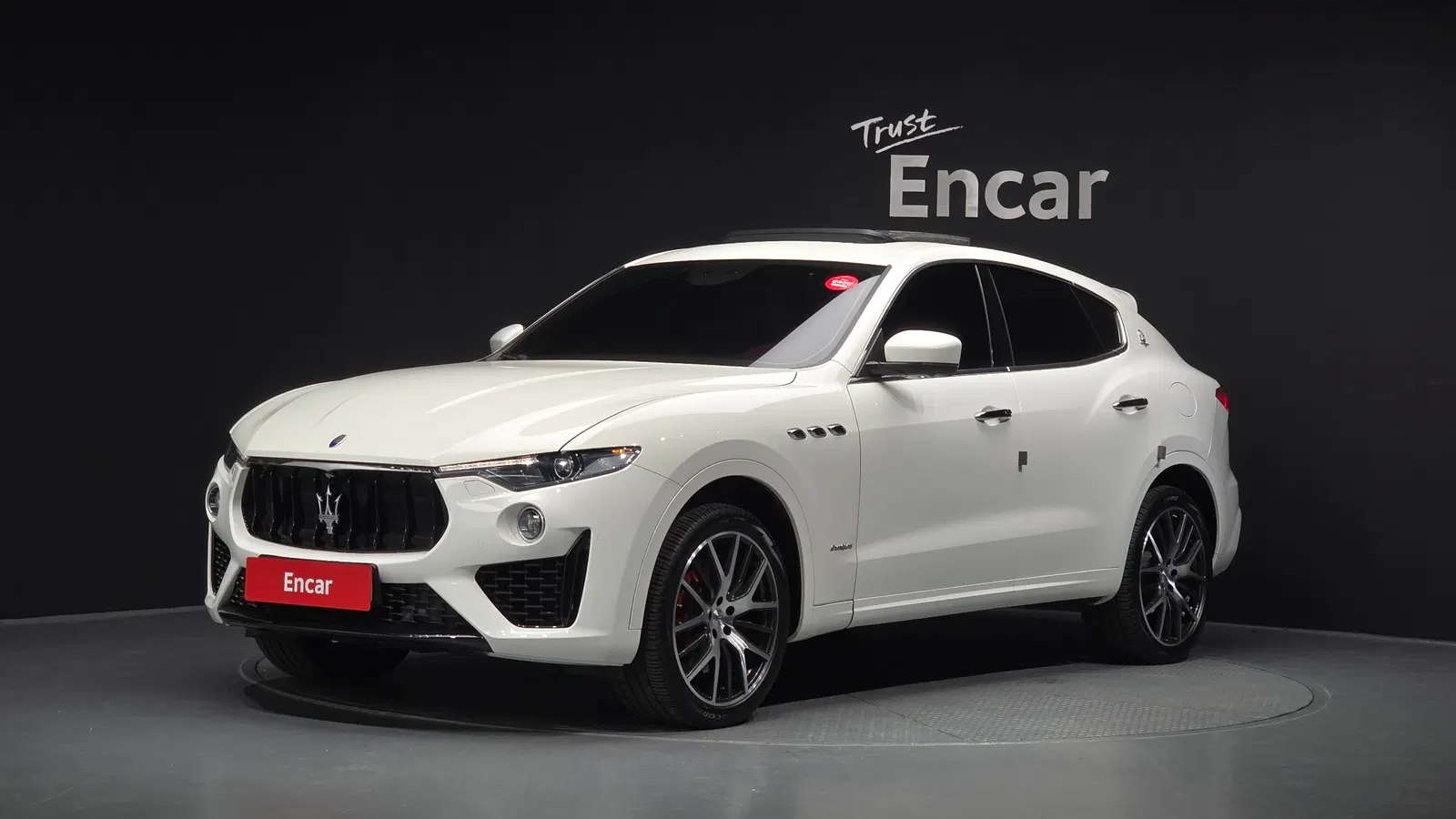 Maserati Levante 3.0 AWD GranSport 2019 — photo 1 sur 40