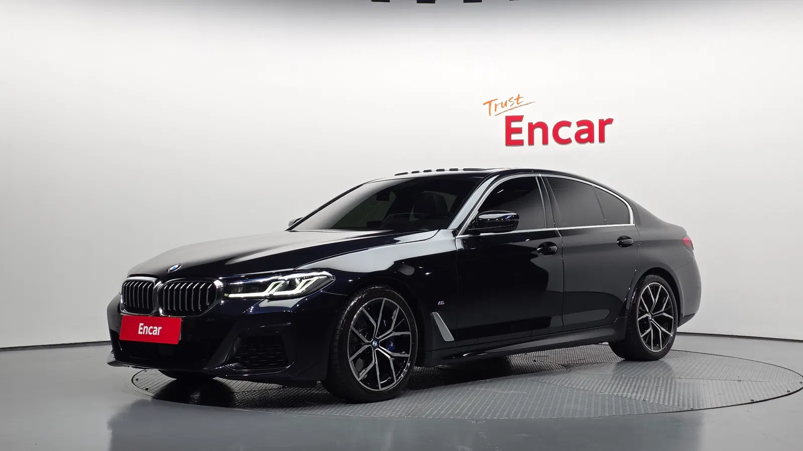 BMW Série 5 (G30) 530i M Sport 2023 — photo 1 sur 39