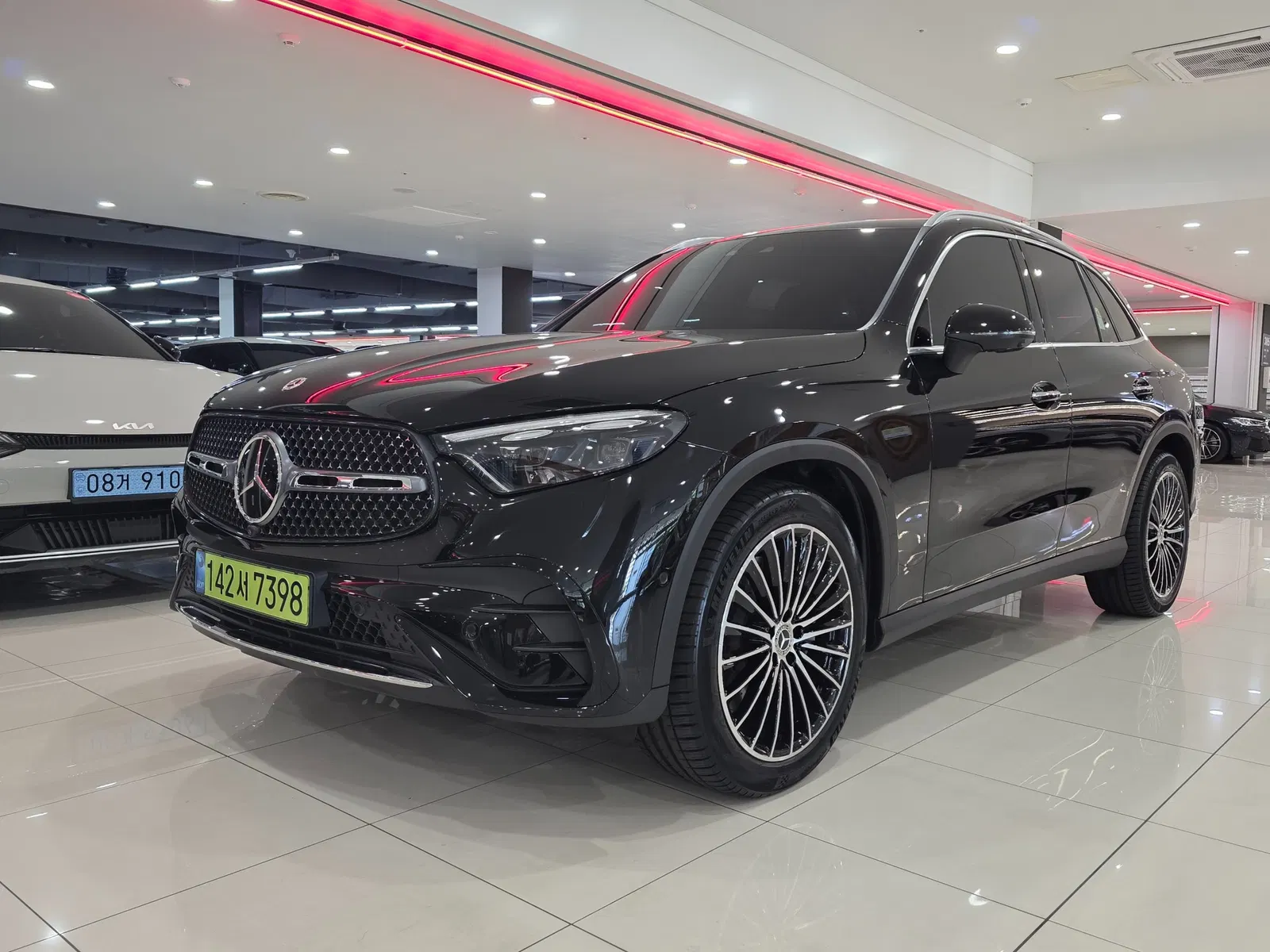 Mercedes-Benz GLC AMG Line · GLC300 4MATIC (X254) 2026 — photo 1 sur 25
