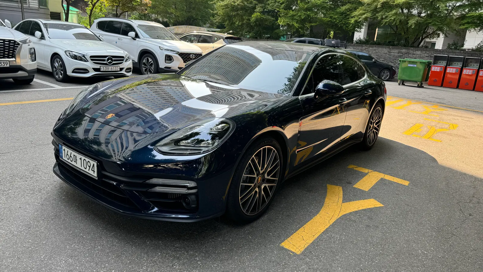 Porsche Panamera (971) 2.9 AWD 2021 — photo 1 sur 13