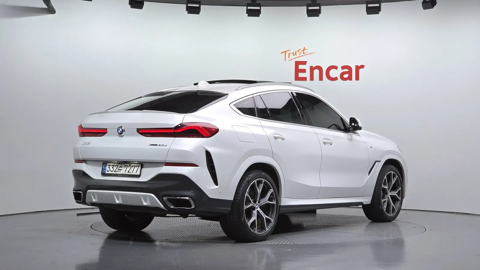 BMW X6 (G06) xDrive30d M Sport 2020 — photo 1 sur 36