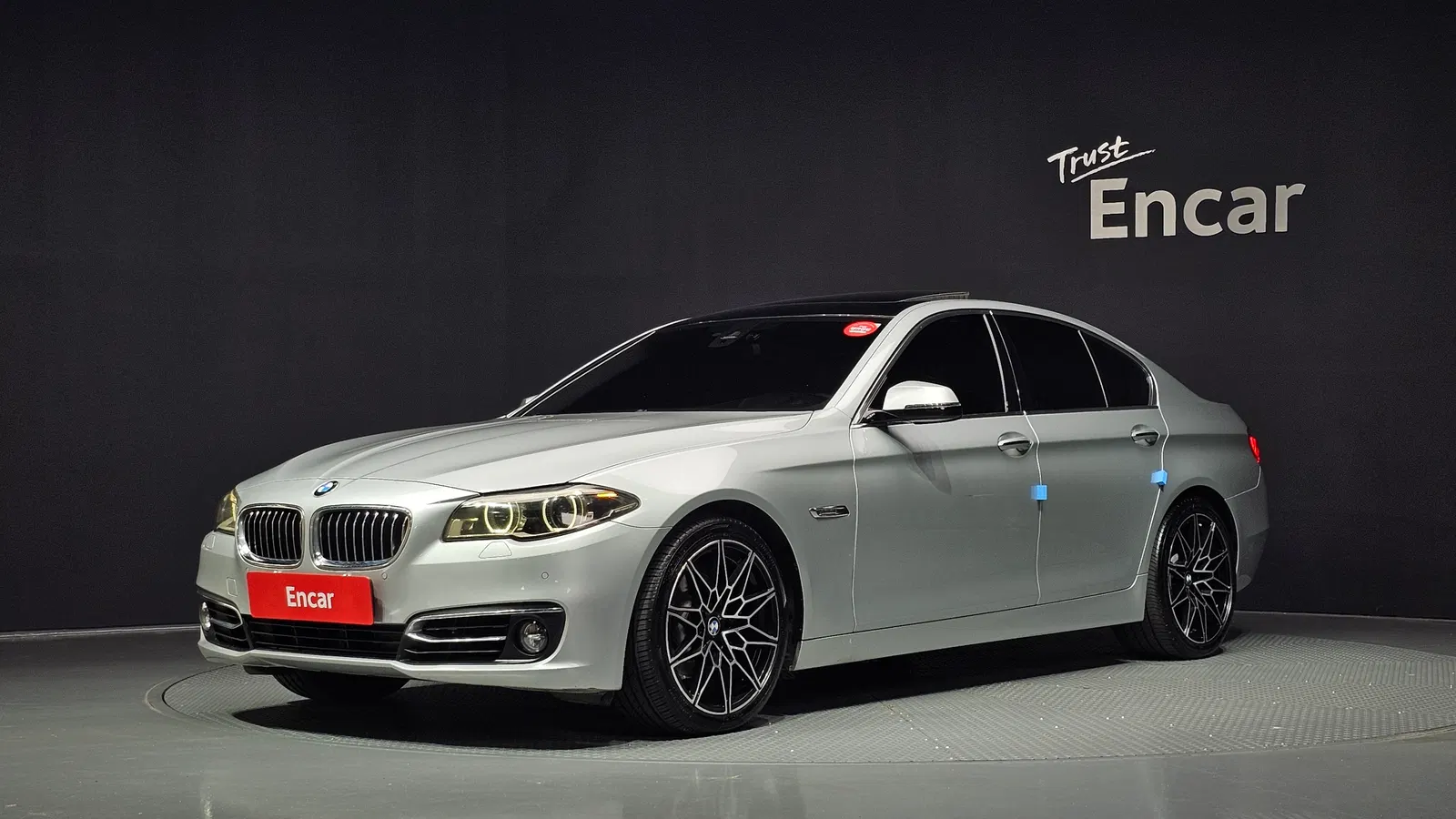 BMW Série 5 (F10) 520d Luxury 2014 — photo 1 sur 20
