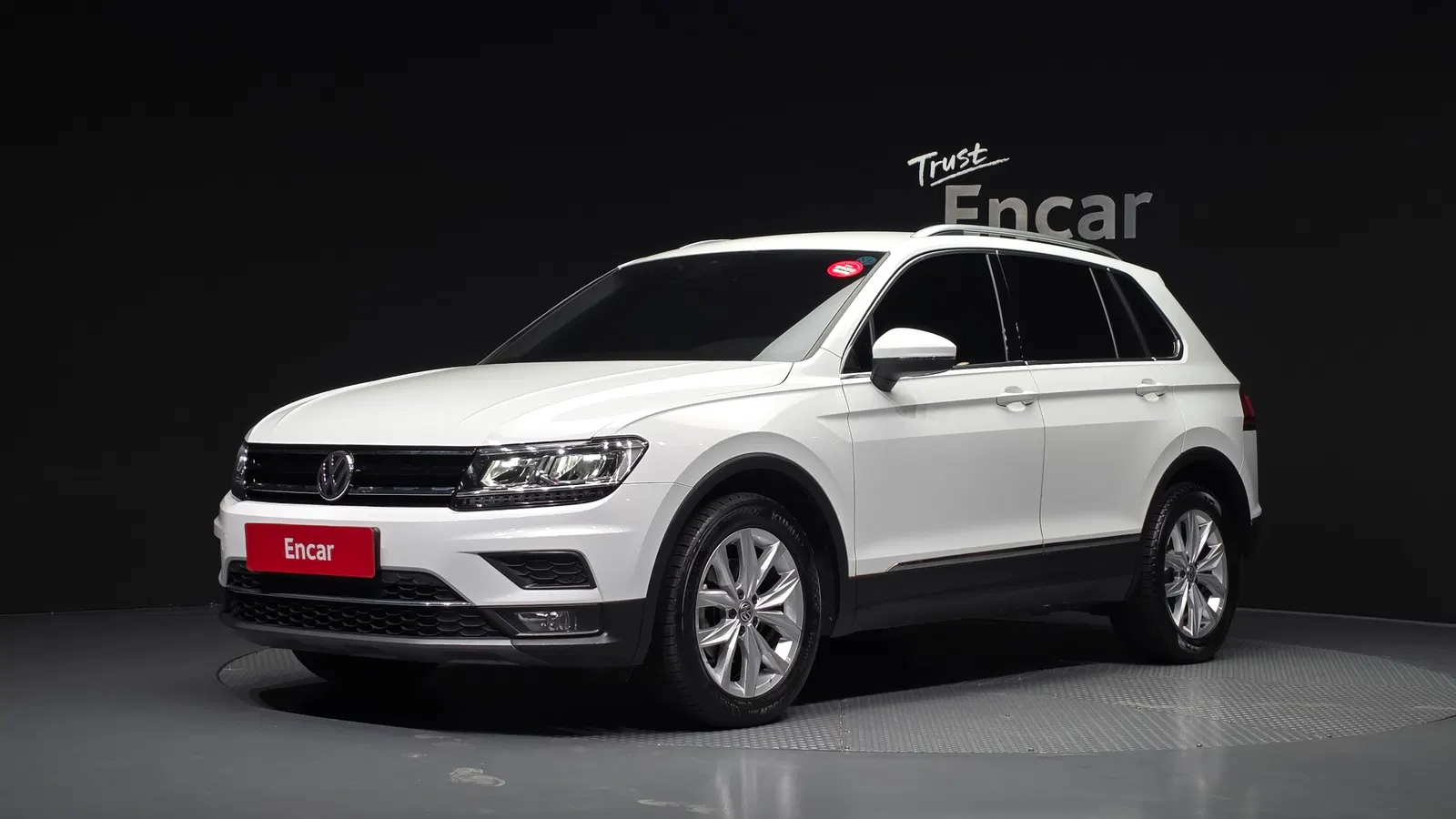Volkswagen Tiguan 2e génération 2.0 TDI Premium 2020 — photo 1 sur 20
