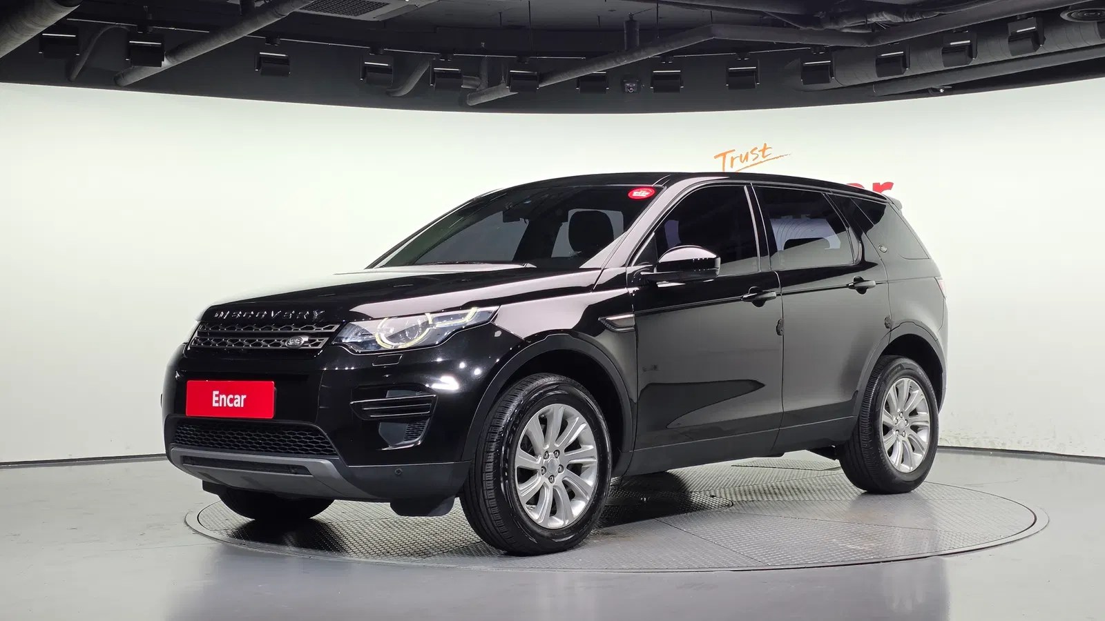Land Rover Discovery Sport 2.0 TD4 SE 2016 — photo 1 sur 20