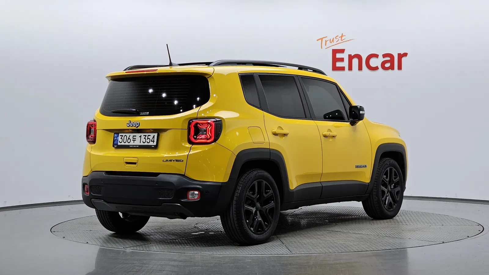 Jeep Renegade 1.3 Limited 2023 — photo 1 sur 34