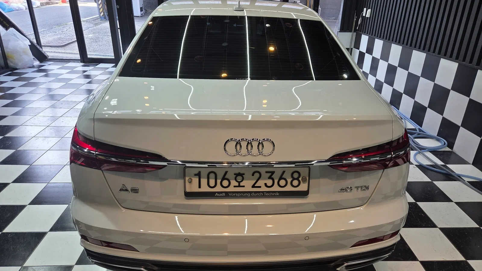 Audi A6 (C8) 40 TDI Premium 2020 — photo 1 sur 22