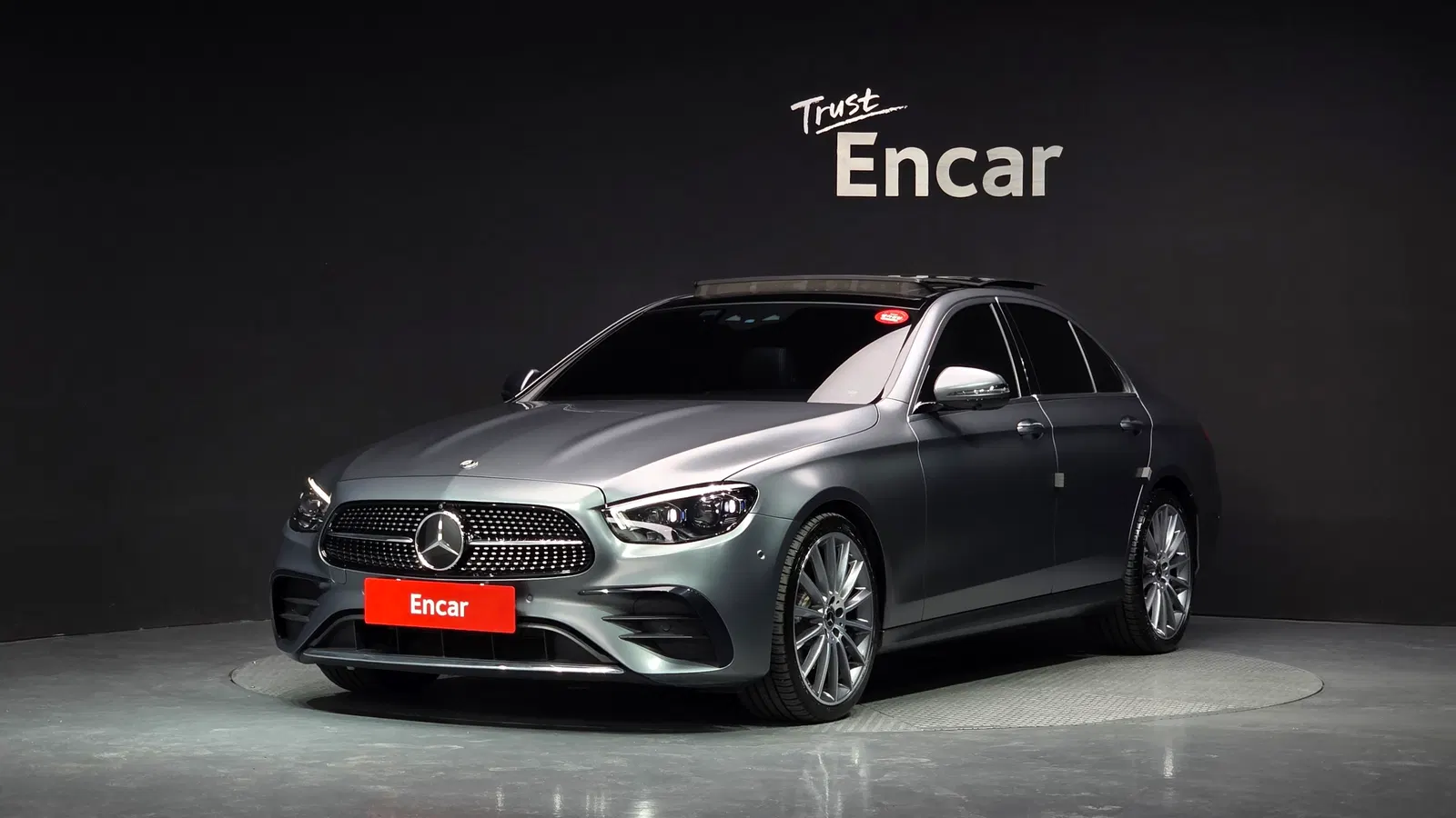 Mercedes-Benz Classe E AMG Line · E350 4MATIC (W213) 2022 — photo 1 sur 38