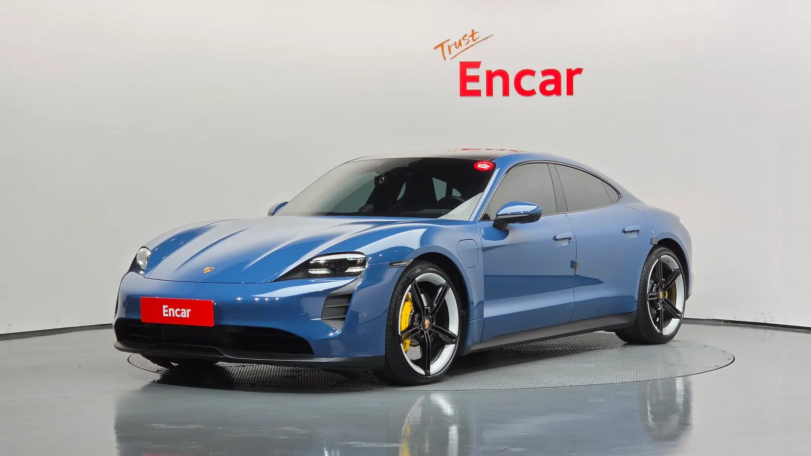 Porsche Taycan 4S 2021 — photo 1 sur 40