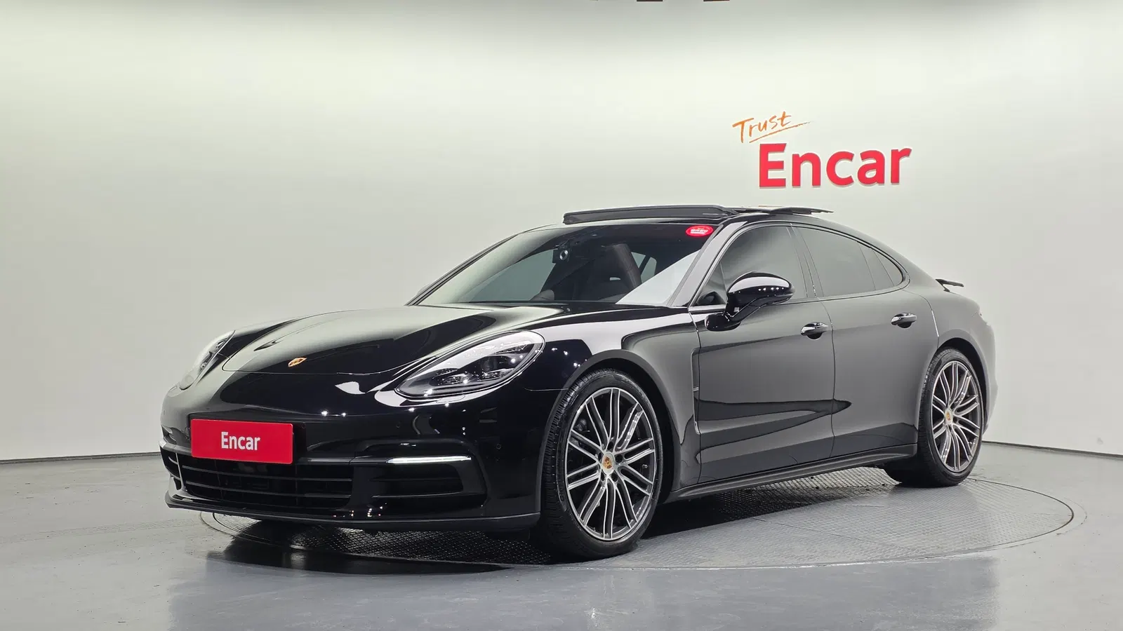 Porsche Panamera (971) 3.0 AWD 2018 — photo 1 sur 20