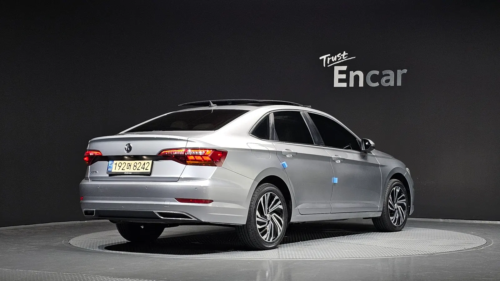 Volkswagen Jetta 7e génération 1.4 TSI Prestige 2021 — photo 1 sur 33