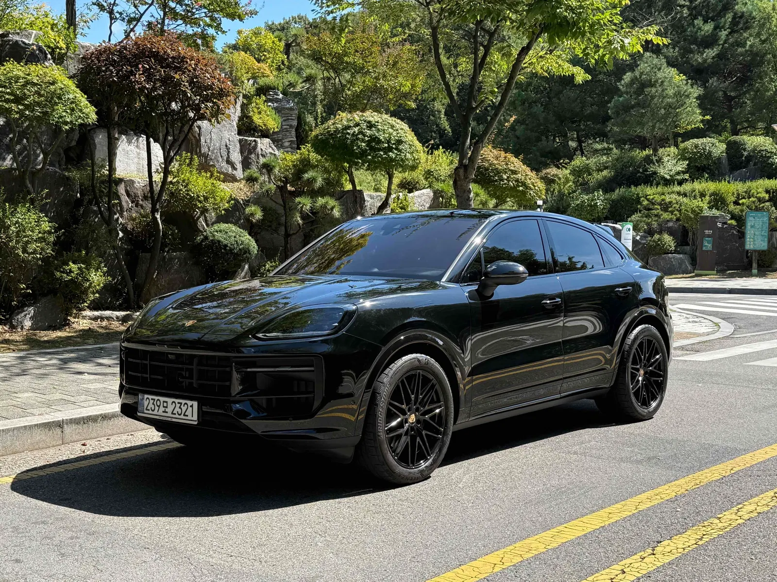Porsche Cayenne (PO536) 3.0 Coupé 2025 — photo 1 sur 26