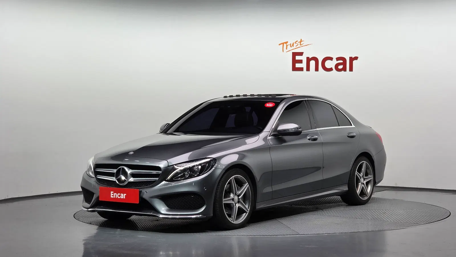 Mercedes-Benz Classe C AMG Line · C200 (W205) 2017 — photo 1 sur 20