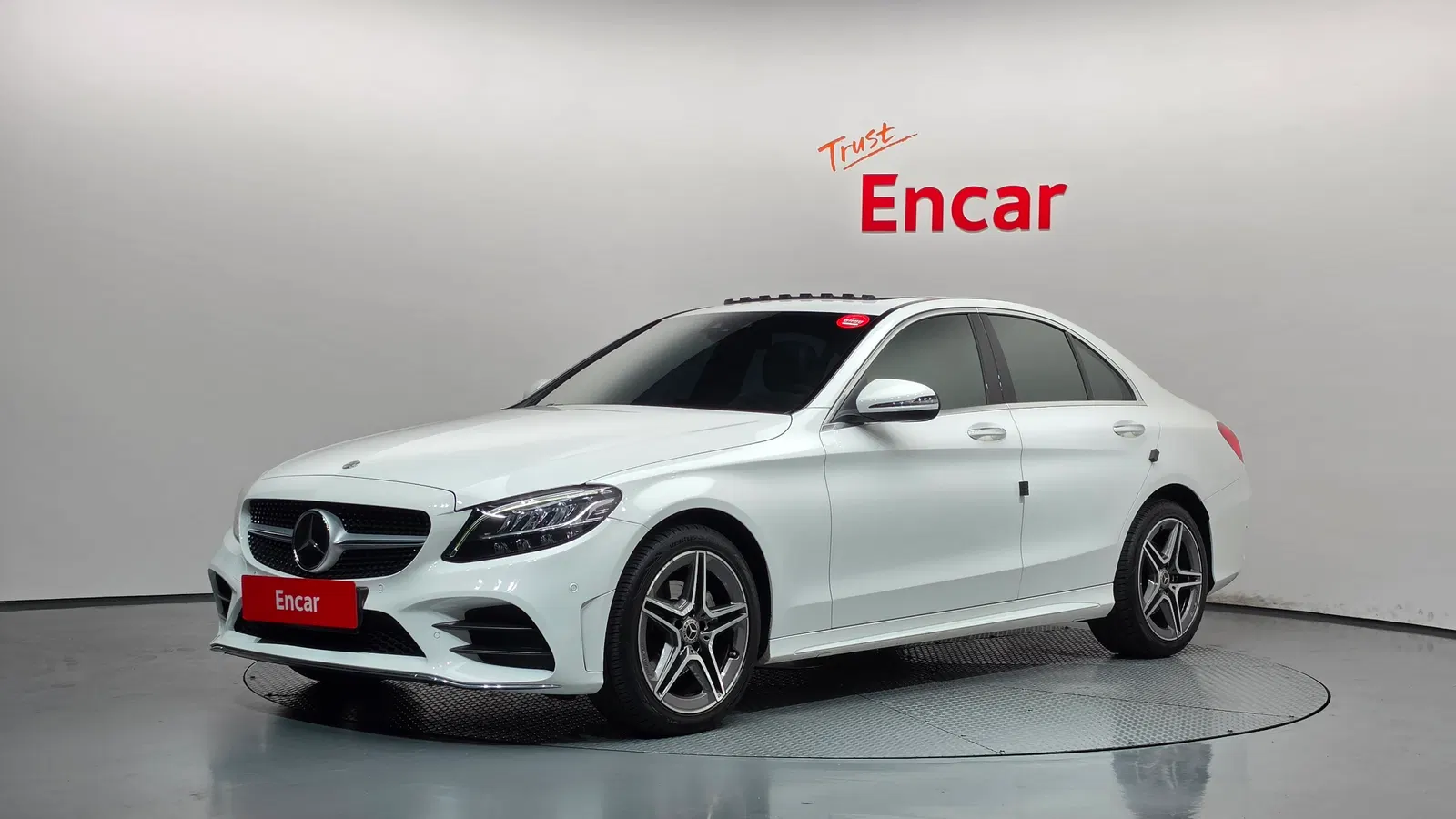 Mercedes-Benz Classe C AMG Line · C200 (W205) 2021 — photo 1 sur 20