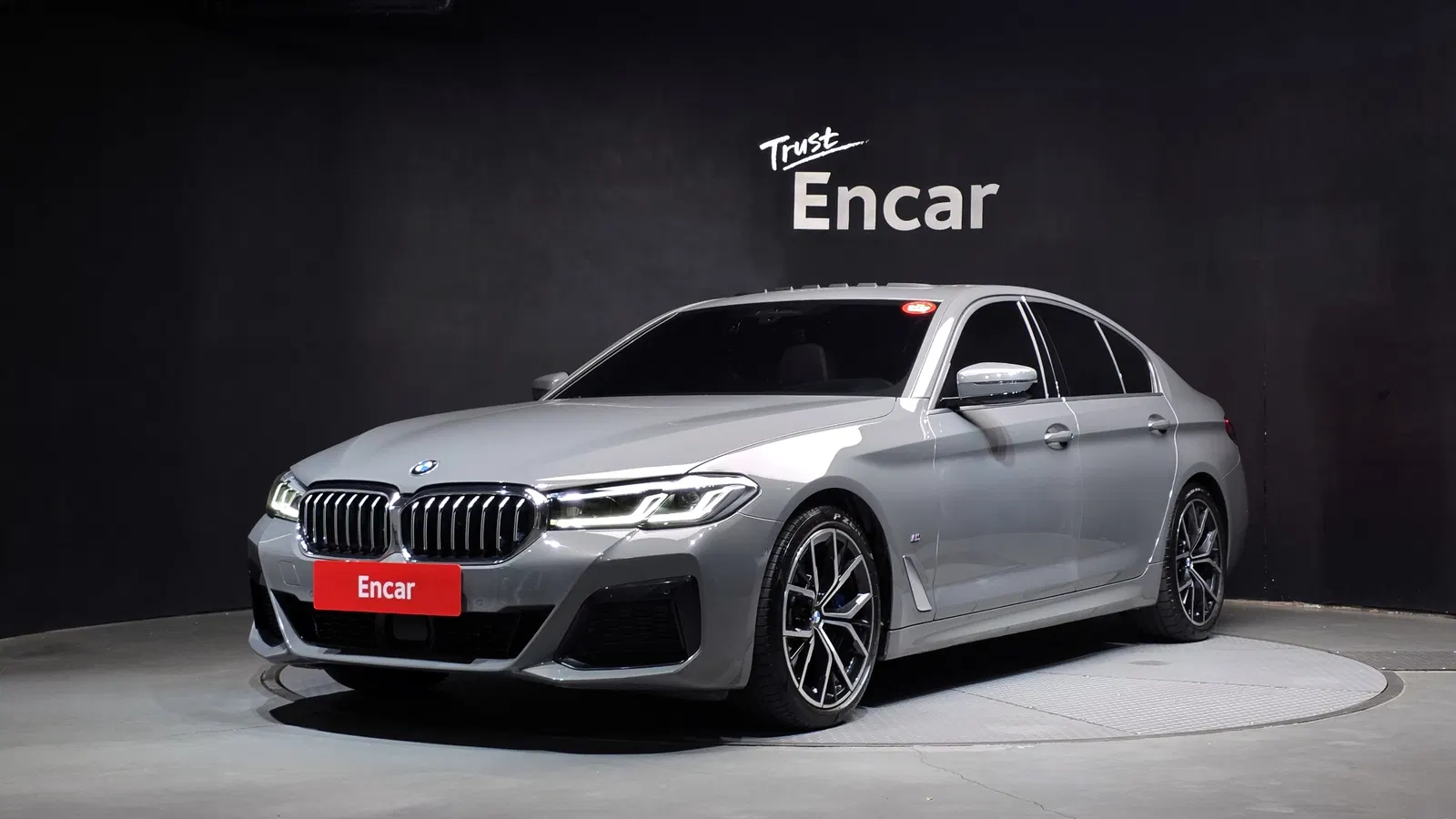 BMW Série 5 (G30) 530i xDrive M Sport 2022 — photo 1 sur 31