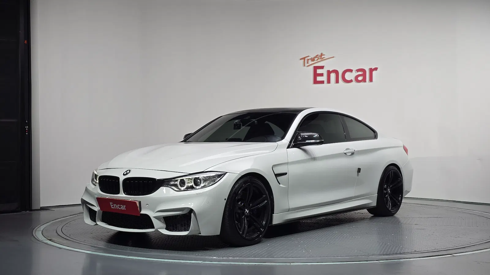 BMW Série 4 (F32) 428i M Sport Coupé 2016 — photo 1 sur 20