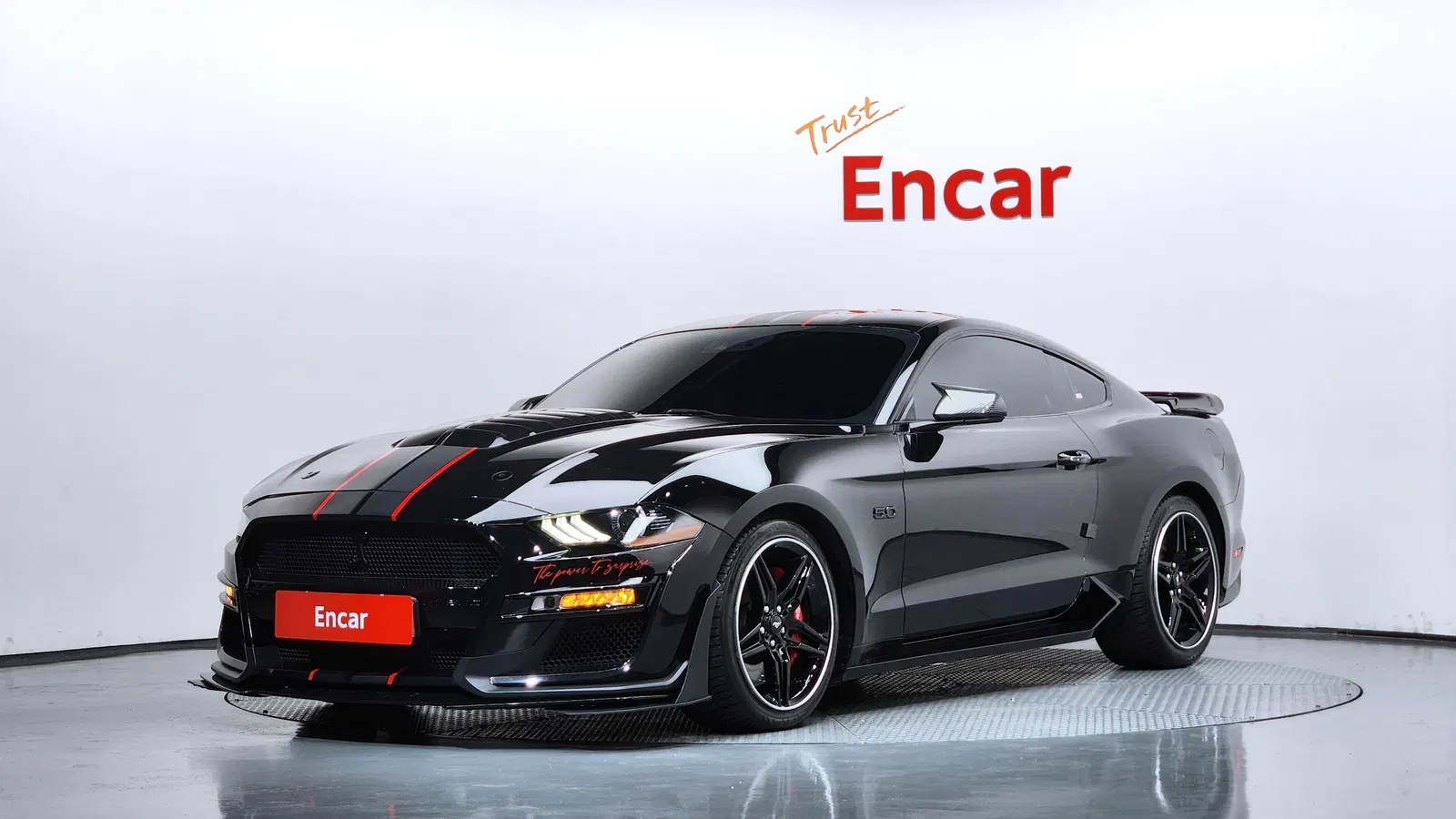 Ford Mustang GT Coupé 2020 — photo 1 sur 20