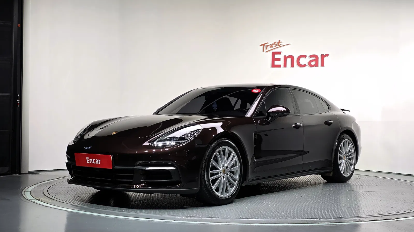 Porsche Panamera (971) 3.0 AWD 2020 — photo 1 sur 33