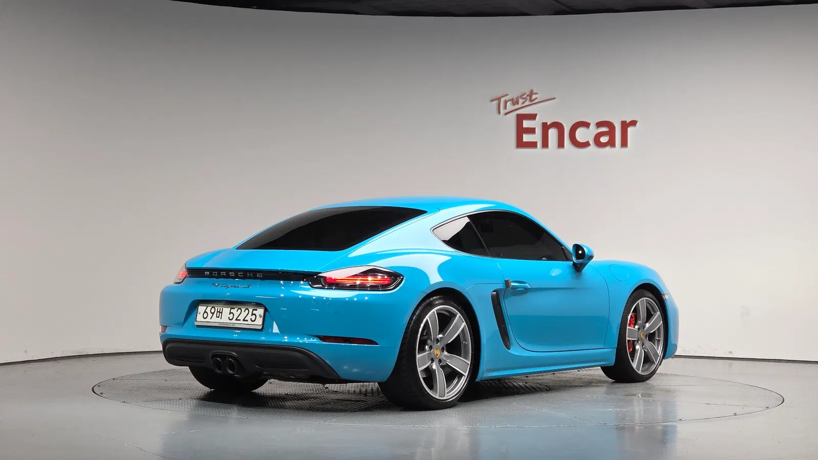 Porsche 718 Cayman S 2.5 2018 — photo 1 sur 32